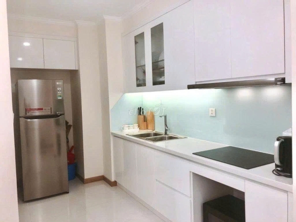 Bán gấp 1PN Vinhomes Central Park, full nội thất, view sông bitexco