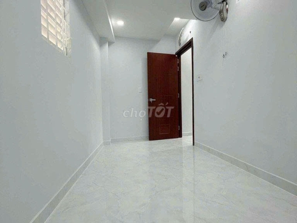 Bán mặt tiền Nguyễn Kim phường 6 quận 10