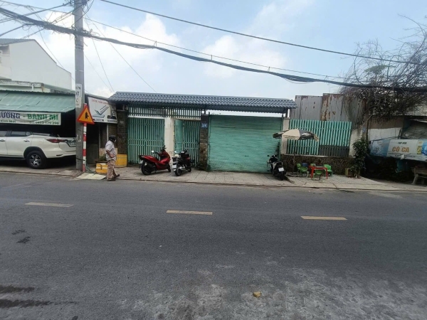 Bán nhà góc 2 mặt tiền đường Huỳnh Thị Na, xã Đông Thạnh, Hóc Môn