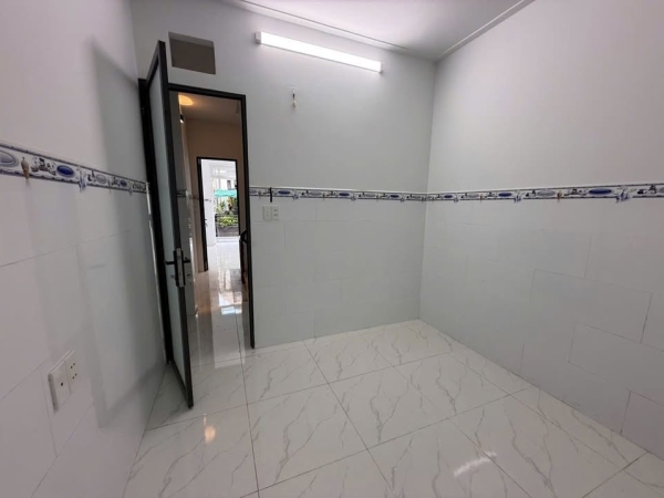 BÁN NHÀ SHR NGAY CHỢ HIỆP THÀNH - QUẬN 12
