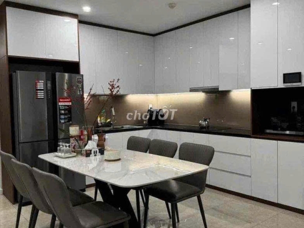 CHÍNH CHỦ CẦN TIỀN CẮT LỖ BÁN GẤP CĂN HỘ SUNRISE CITYVIEW 2P QUẬN 7