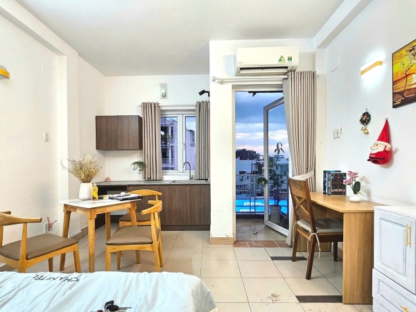 STUDIO BAN CÔNG FULL NỘI THẤT- NƠ TRANG LONG