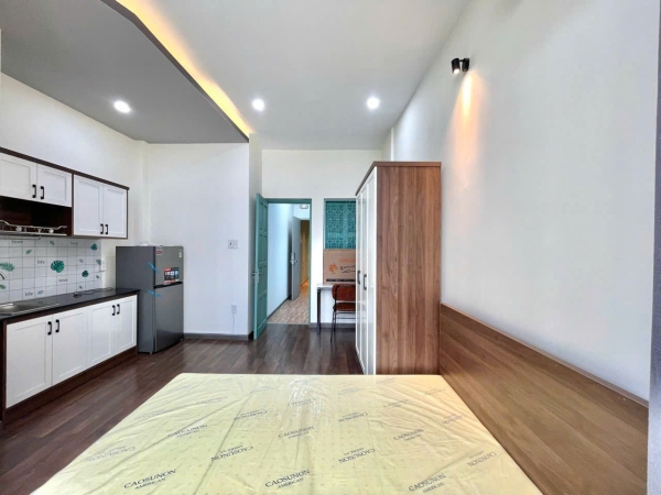 Studio ban công, full nội thất